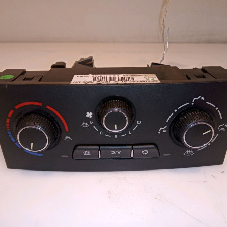 Commande de chauffage occasion PEUGEOT 207 Phase 1 04-2006->06-2013 1.4 HDI 70ch 6452Q7