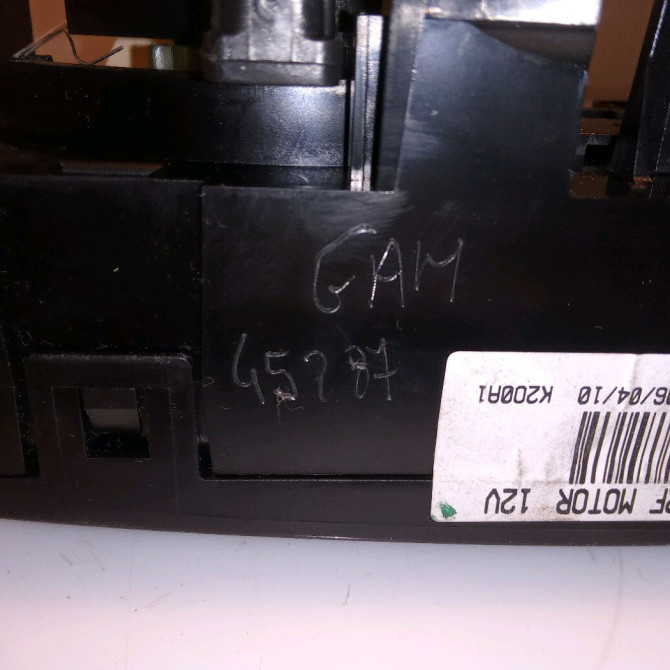 Commande de chauffage occasion PEUGEOT 207 Phase 1 04-2006->06-2013 1.4i 75ch 6452Q7 3