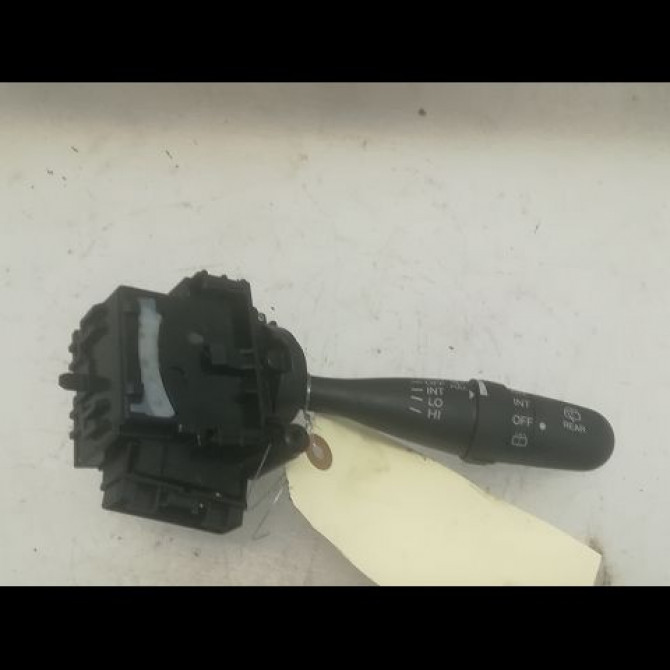 Commande essuie glace occasion SUZUKI SWIFT III Phase 1 03-2005->09-2011 1.3i 90ch 3731062J31 1