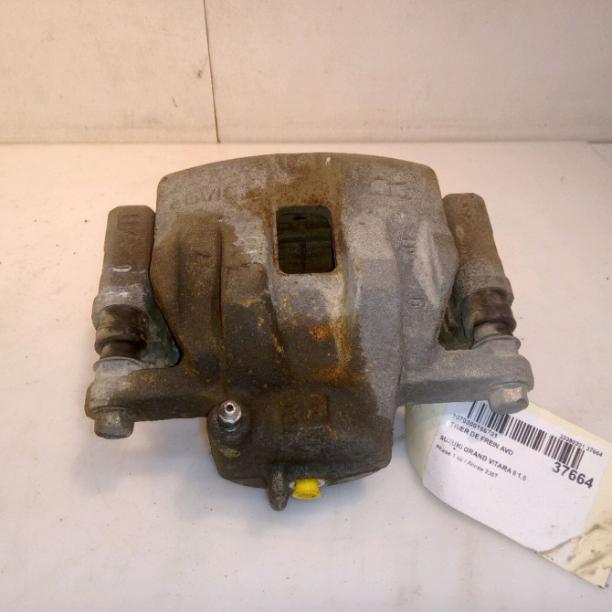 Etrier de frein avant droit occasion SUZUKI GRAND VITARA II Phase 1 09-2005->09-2009 1.6 VVT 106ch 5510165J05999 1