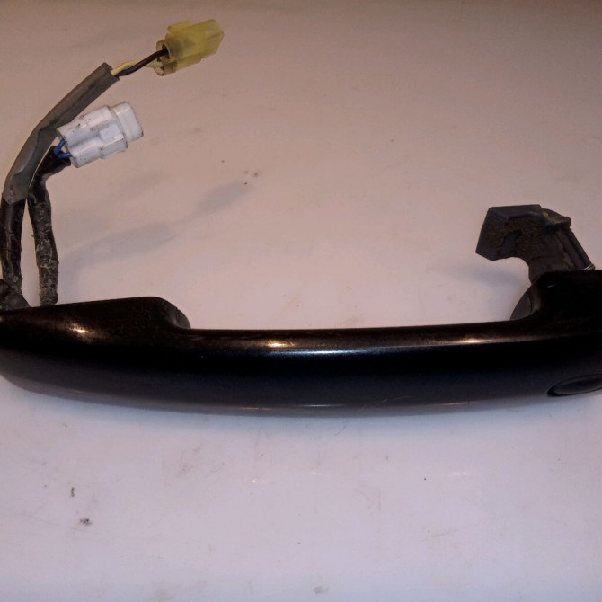 Poignee ext porte avg occasion SUZUKI GRAND VITARA II Phase 1 04-1995->04-1999 1.9 DDiS 129ch 8281063811ZJ3 1