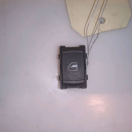 Commande leve-glace porte arrière droite occasion VOLKSWAGEN GOLF IV GOLF IV Phase 1 1998-01-01->2005-06-30 1.9 TDI 100ch 3B0959855B01C