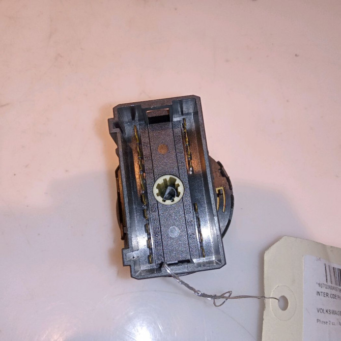 Interrupteur commande de phares occasion VOLKSWAGEN POLO III Phase 2 11-1999->12-2001 1.4i 8v 60ch 1C094153120H 2