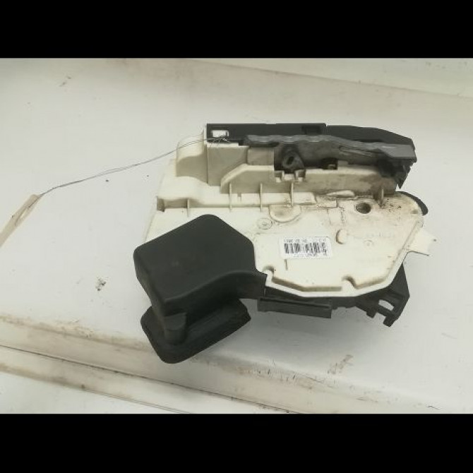 Serrure porte arg occasion VOLKSWAGEN POLO V POLO V Phase 1 2009-09-01->2014-05-31 1.2 TDI 75ch 5K4839015M 2