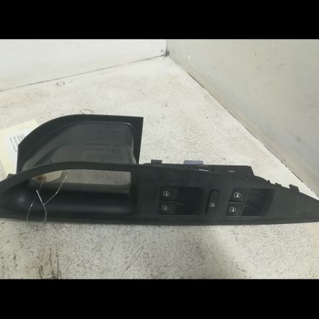 Commande lève-glace porte avant gauche occasion SEAT ALTEA Phase 1 04-2004->05-2009 1.9 TDI 105ch 1K4959857CREH
