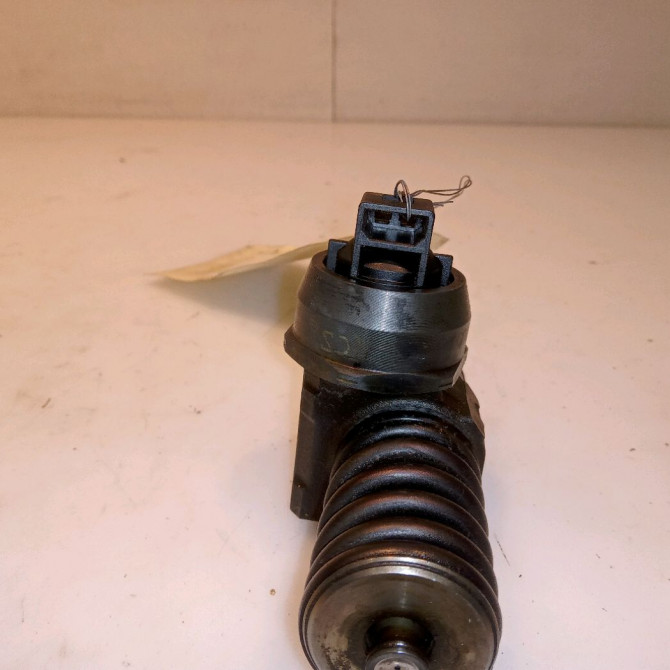 occasion VOLKSWAGEN POLO IV Phase 2 05-2005->09-2009 1.4 TDI 70ch 38130073BN 3