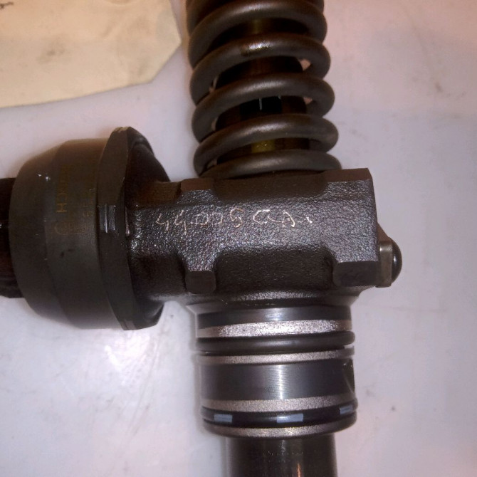 occasion VOLKSWAGEN GOLF V Phase 1 11-2003->10-2008 1.9 TDI 90ch 38130073AG 4