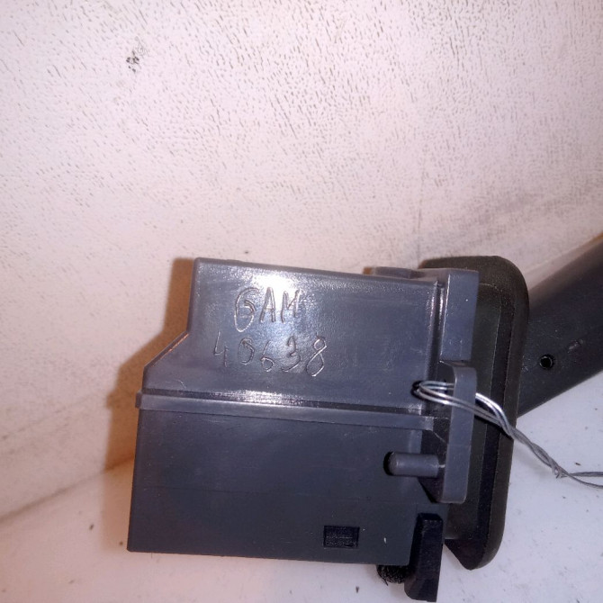 Commande essuie glace occasion VOLVO S80 I 31268581 3