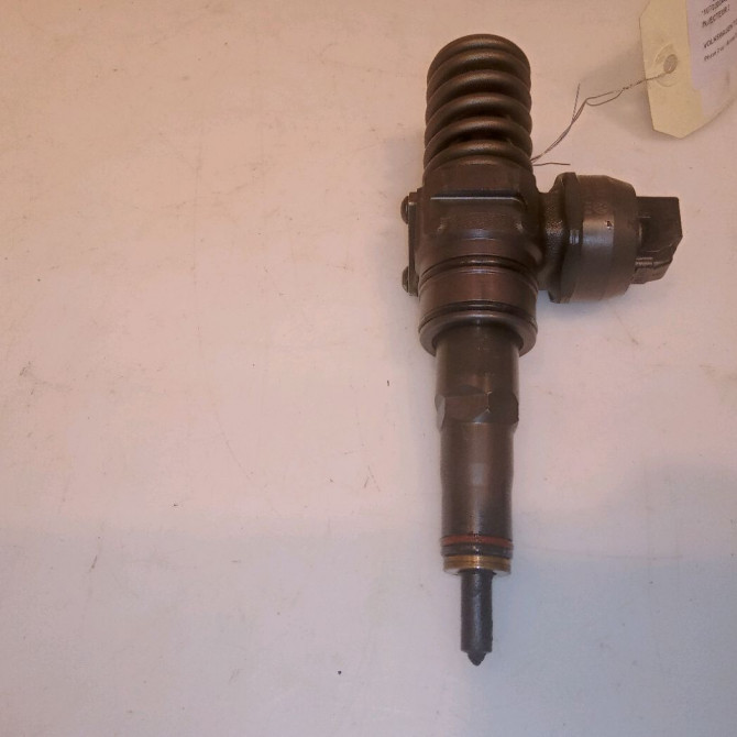 occasion VOLKSWAGEN TOURAN I Phase 2 11-2006->09-2010 1.9 TDI 105ch 38130073AG 1