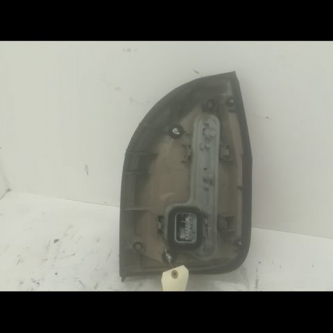 Feu arrière gauche occasion OPEL ZAFIRA I Phase 1 03-1999->07-2005 2.2 DTI 16v 125ch 93175677 2