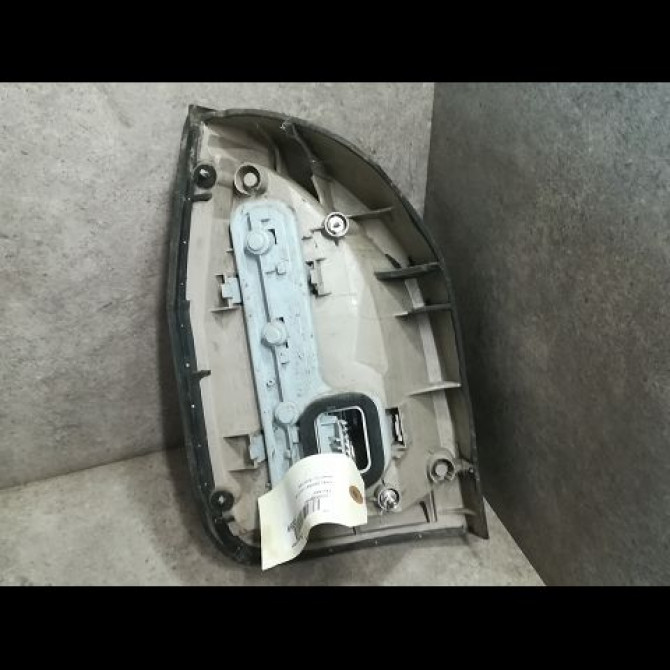 Feu arrière droit occasion OPEL ZAFIRA I Phase 1 03-1999->07-2005 2.0 DTI 16v 100ch 93175679 2