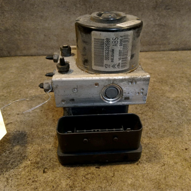 Unité hydraulique ABS occasion CITROEN C3 II Phase 1 11-2009->02-2013 1.6 e-HDi 90ch 4541TV 1