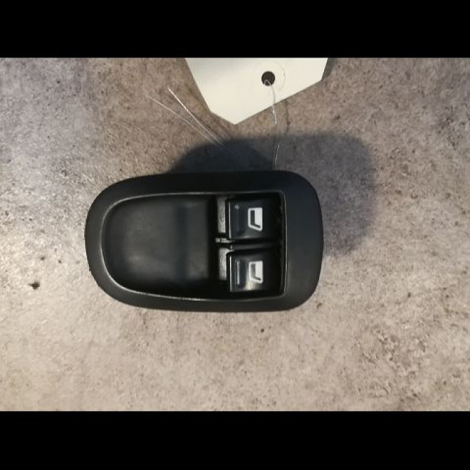 Commande lève-glace porte avant gauche occasion PEUGEOT 206 Phase 1 09-1998->03-2009 1.4 HDI 70ch 6552WQ 1