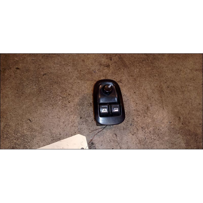 Commande lève-glace porte avant gauche occasion PEUGEOT 206 Phase 1 09-1998->03-2009 1.4 HDI 70ch 1
