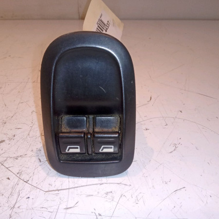 Commande lève-glace porte avant gauche occasion PEUGEOT 206 Phase 1 09-1998->03-2009 1.4 HDI 70ch 6552WQ