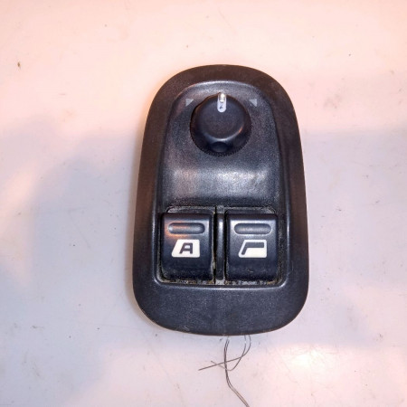 Commande lève-glace porte avant gauche occasion PEUGEOT 206 Phase 1 09-1998->03-2009 2.0i 16v