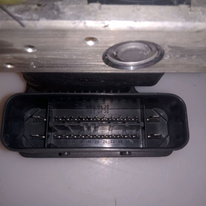 Unité hydraulique ABS occasion CITROEN C3 II Phase 1 11-2009->02-2013 1.6 e-HDi 90ch 4541TV 5