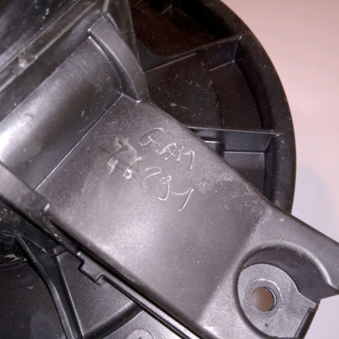 Ventilateur de chauffage occasion  871300F042 3