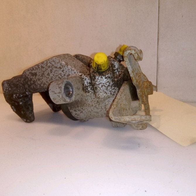 Etrier de frein arrière droit occasion RENAULT SCENIC III Phase 1 04-2009->11-2011 1.5 DCI 110ch 440011499R 2