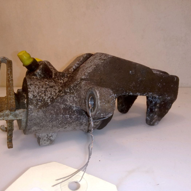 Etrier de frein arrière droit occasion RENAULT SCENIC III Phase 1 04-2009->11-2011 1.5 DCI 110ch 440011499R 3