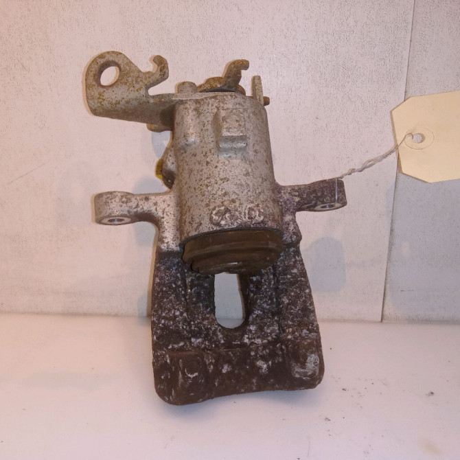 Etrier de frein arrière droit occasion RENAULT SCENIC III Phase 1 04-2009->11-2011 1.5 DCI 110ch 440011499R 4