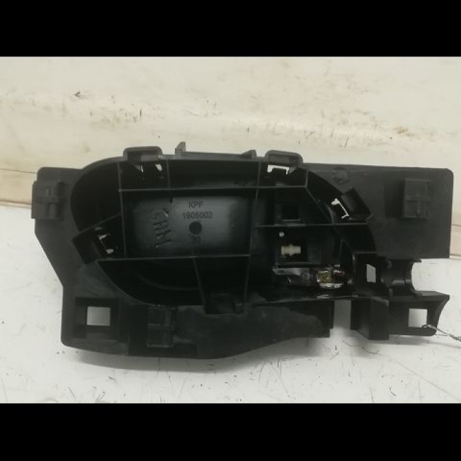 Poignee int porte arg occasion CITROEN C3 II Phase 1 11-2009->02-2013 1.4i 75ch 96834461VV 2