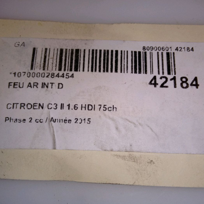 Feu arrière intérieur droit occasion CITROEN C3 II Phase 2 03-2013->12-2016 1.6 HDI 75ch 9803934280 4