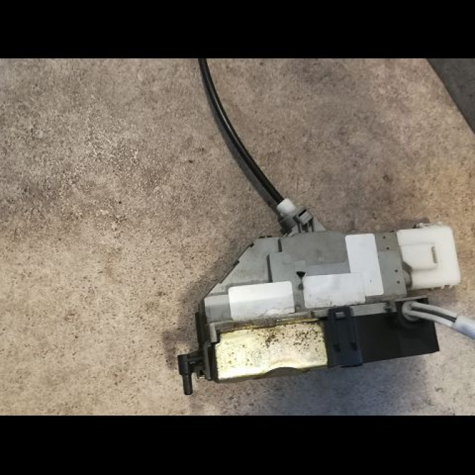 Serrure porte ard occasion PEUGEOT 407 Phase 1 04-2004->07-2008 2.0 HDI 16v 136ch 9138V1 3