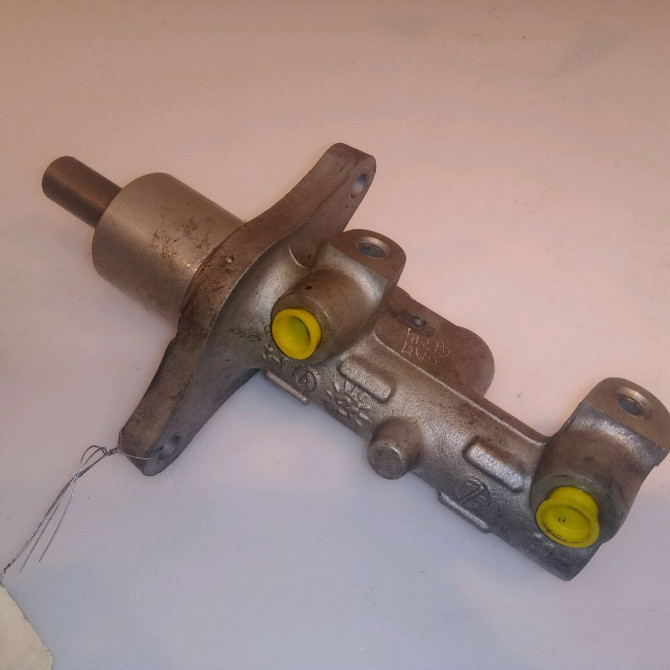 Maitre cylindre occasion PEUGEOT 407 Phase 1 04-2004->07-2008 1.6 HDI 16v 4601Y8 1