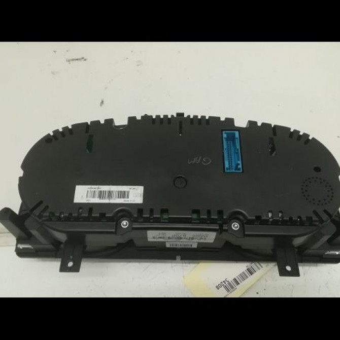 Compteur occasion VOLKSWAGEN PASSAT VI Phase 1 10-2010->... 2.0 TDI 140ch 2