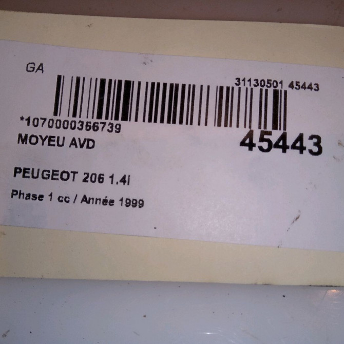 Moyeu avd occasion PEUGEOT 206 Phase 1 09-1998->03-2009 1.4i 330776 4