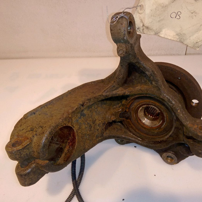 Moyeu avd occasion CITROEN C3 II Phase 1 11-2009->02-2013 1.4 HDi 70ch 330776 2