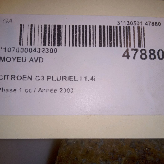 Moyeu avd occasion CITROEN C3 PLURIEL I Phase 1 04-2003->09-2008 1.4i 330776 4