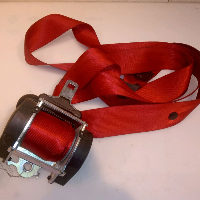 Ceinture arrière droite occasion PEUGEOT 207 Phase 1 04-2006->06-2013 1.6 HDI 16v 90ch 8975KE 1