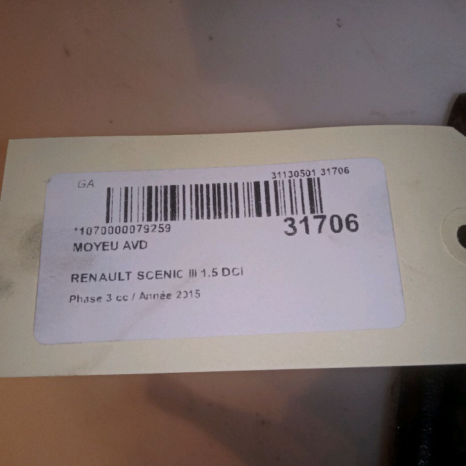 Moyeu avd occasion RENAULT SCENIC III Phase 3 04-2013->... 1.5 DCI 110ch 402108022R 4