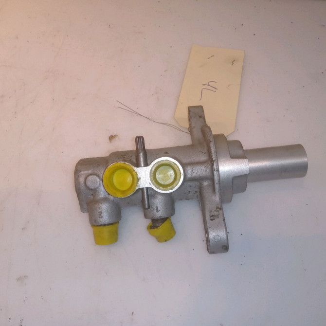 Maitre cylindre occasion CITROEN DS3 Phase 1 11-2009->03-2014 1.6 e-HDi 90ch 4601X1 1