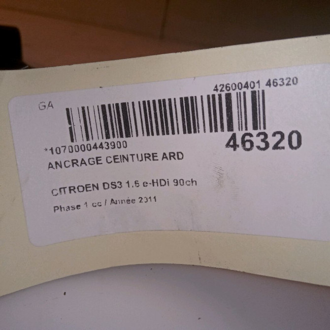 Ancrage ceinture arrière droit occasion CITROEN DS3 Phase 1 11-2009->03-2014 1.6 e-HDi 90ch 8976F4 3