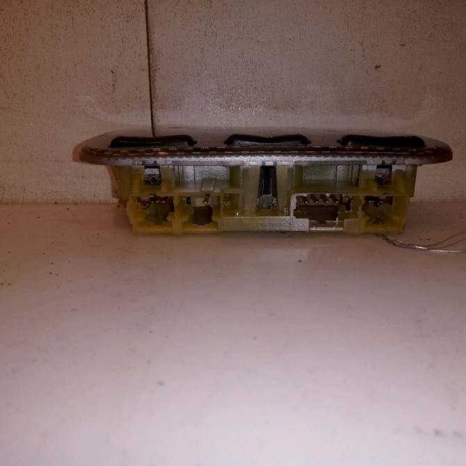 Plafonnier occasion CITROEN DS3 Phase 1 11-2009->03-2014 1.6 e-HDi 90ch 3