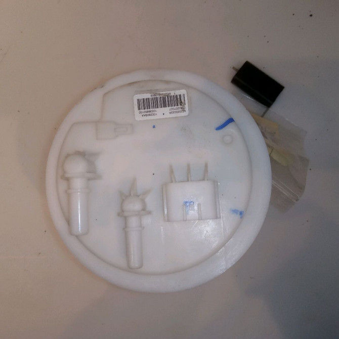 Jauge a carburant occasion RENAULT MEGANE III Phase 1 04-1995->04-1999 1.9 DCI 130ch 172020033R 3