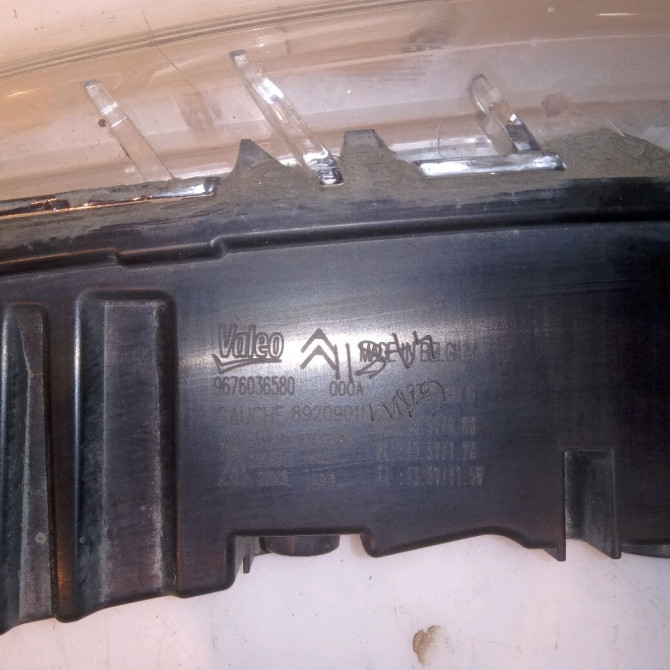 Feux position g occasion CITROEN C4 PICASSO II Phase 1 04-2013->... 1.6 e-HDi 8v 115ch 4