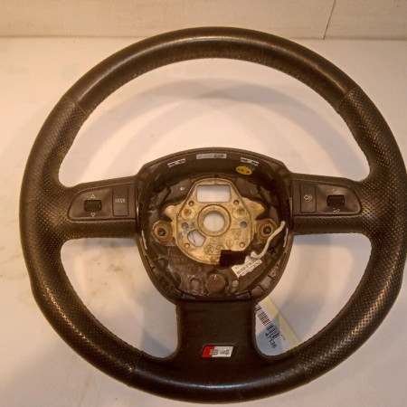 <span class="tt">Volant de direction occasion  </span><span class="designation"> </span>