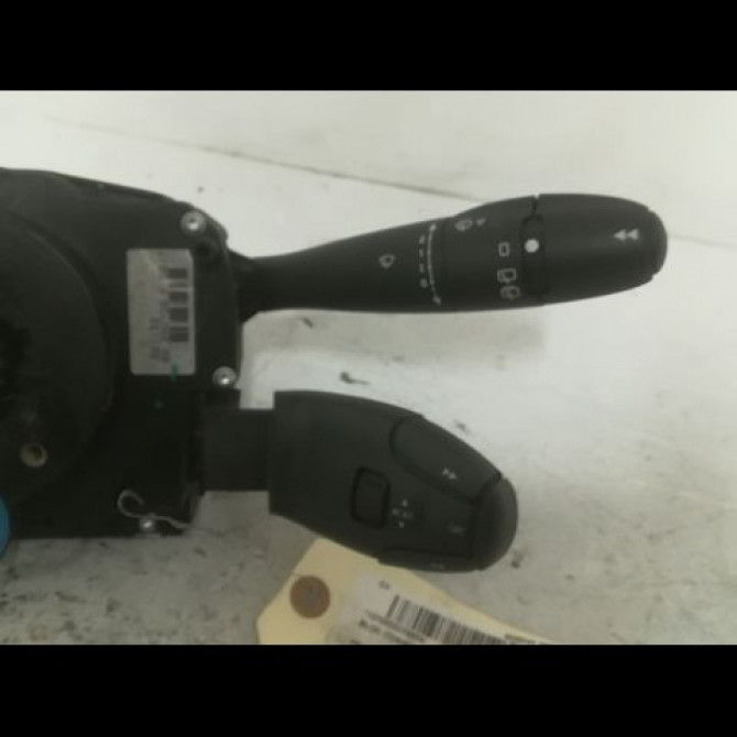 Bloc commodos occasion PEUGEOT 207 Phase 1 04-2006->06-2013 1.6 HDI 16v 90ch 6242SL 2