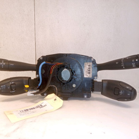 Bloc commodos occasion PEUGEOT 207 Phase 1 04-2006->06-2013 1.6 HDI 16v 90ch 6242SL