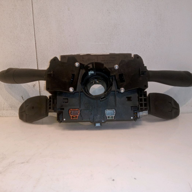 Bloc commodos occasion PEUGEOT 207 Phase 1 04-2006->06-2013 1.6 HDI 16v 90ch 6242SL 2