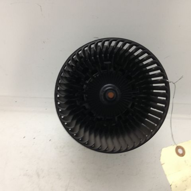 Ventilateur de chauffage occasion PEUGEOT 207 Phase 1 04-2006->06-2013 1.6 HDI 16v 110ch 6441V5 1
