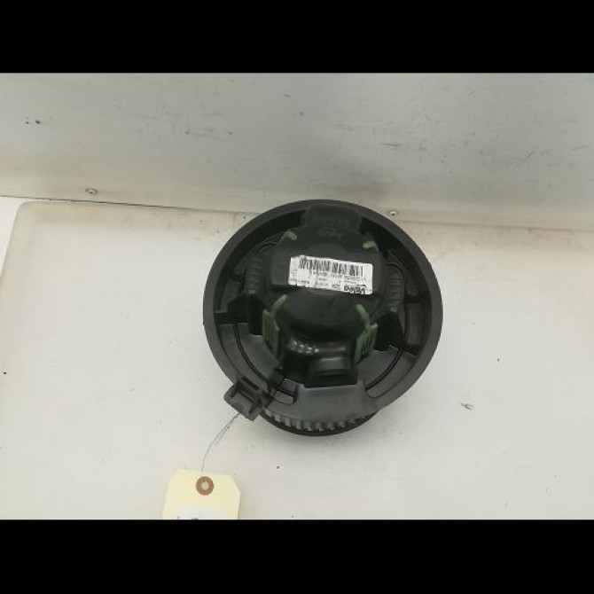 Ventilateur de chauffage occasion PEUGEOT 207 Phase 1 04-2006->06-2013 1.4 HDI 6441V5 2