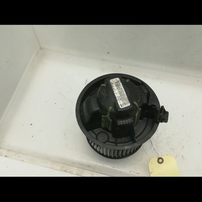 Ventilateur de chauffage occasion PEUGEOT 207 Phase 1 04-2006->06-2013 1.6 HDI 16v 90ch 6441V5 2