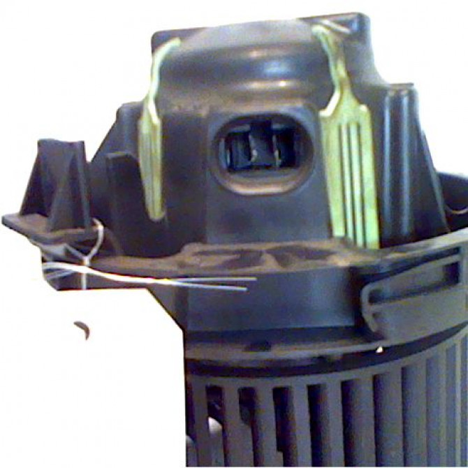 Ventilateur de chauffage occasion PEUGEOT 207 Phase 1 04-2006->06-2013 6441V5 2