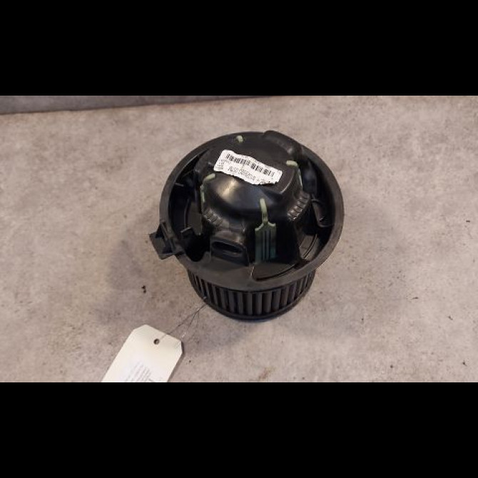 Ventilateur de chauffage occasion PEUGEOT 207 Phase 1 04-2006->06-2013 1.4 HDI 70ch 6441V5 2