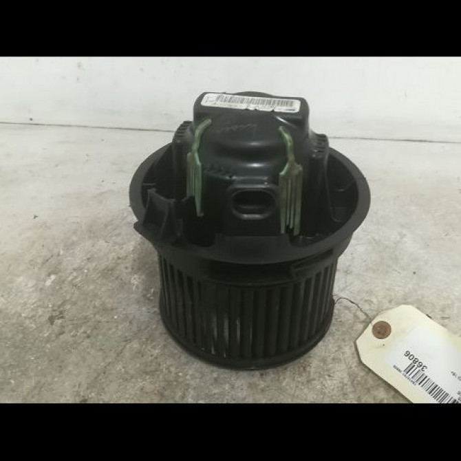 Ventilateur de chauffage occasion PEUGEOT 207 Phase 1 04-2006->06-2013 1.6 HDI 16v 90ch 6441V5 1
